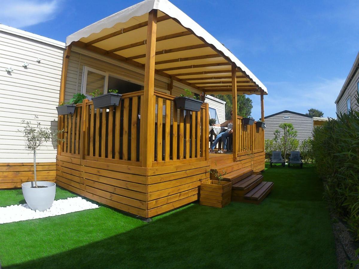 Mobil Home Moderne Neuf Et Ultra Equipe De 6 A 8 Couchages Canet-en-Roussillon Bagian luar foto